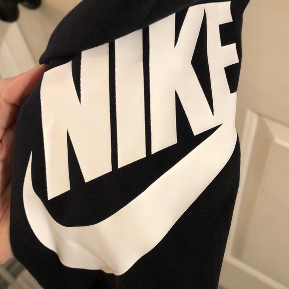 Nike Black Leggings - Picture 3 of 6